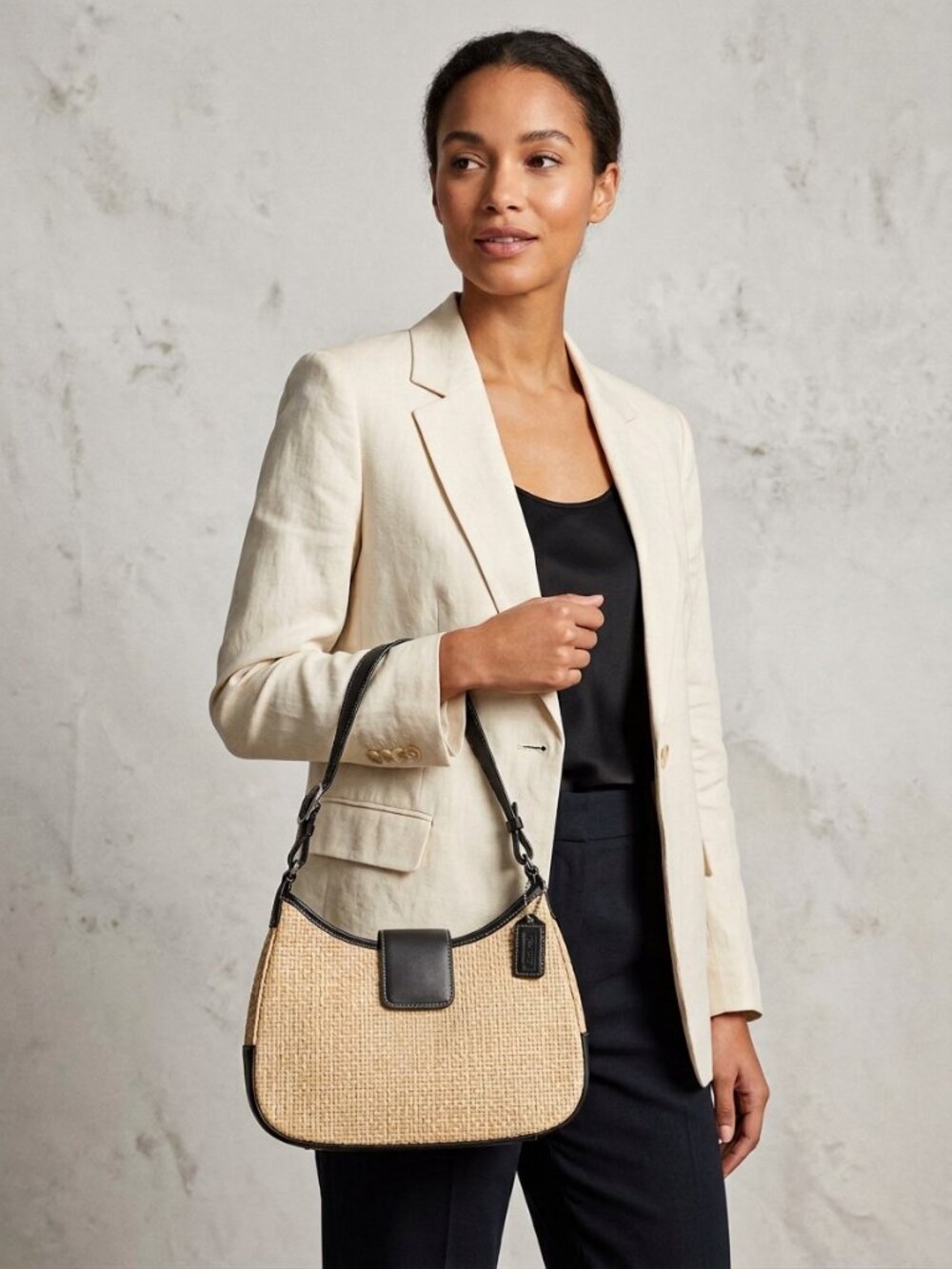 Coach Excellent Cond Raffia Straw Brown Leather Tote Purse Bag Tan with Clasp